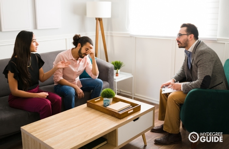 15 Best Online PhD in Marriage and Family Therapy Programs [2024 Guide]